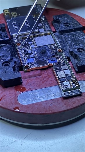 OMG!! Motherboard iPhone XS Max. #phonerepair