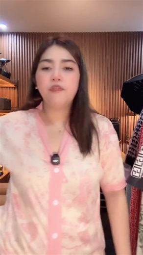 Stylish Women's Short-Sleeved Pajama Sleepwear