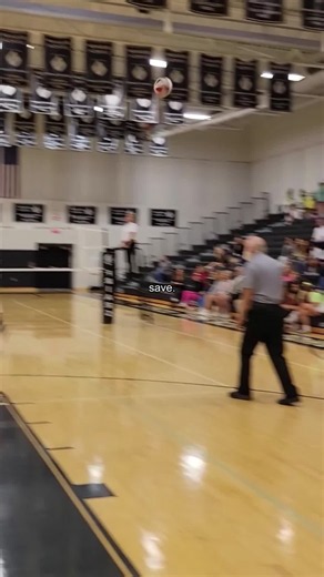 This volleyball save is next-level 🏐🤯#Volleyball #VolleyballSave #VolleyballHighlights #usa #fyp