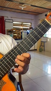 1.1M views · 12K reactions | Canciones viejitas  #clasesdeguitarra #guitar | Cristhian Valencia requinto | Facebook