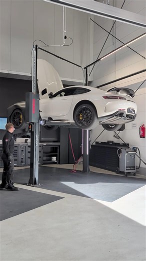 Dry sump oil changes are different😅 #mechanic #repair #amg #gt #supercars #v8 #oil #maintenance #car