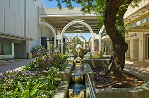 Security Robot Runs Over 16-Month-Old At Stanford Shopping Center
