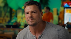 9M views · 200K reactions | An afternoon playdate between two stay-at-home dads (Kevin James and Alan Ritchson) turns into high-stakes chaos. Stream the movie November 12, on Prime Video.  https://movief.one/playdate | Moviefone | Facebook