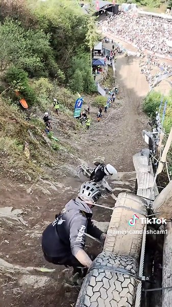 #creatorsearchinsights#hill #hillclimb#bike#climb | climbing