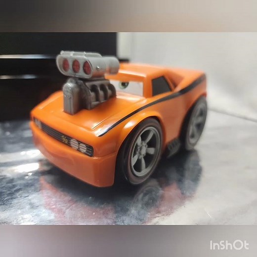 Cars 2 shake N go Snot Rod.