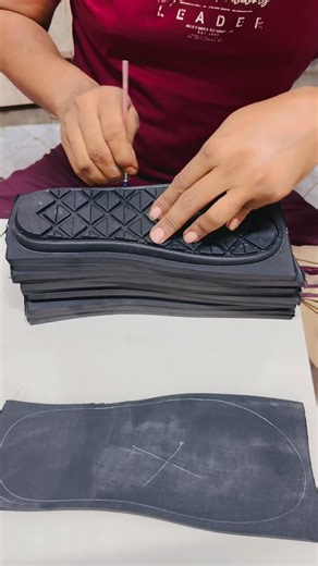 The pipe is cut to the size of the shoe sole.