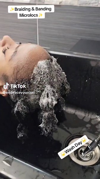 🔥When it comes to maintaining microlocs during wash day, braiding and banding are key techniques that ensure tangle-free, well-defined locs post-wash. By grouping microlocs together into braids or using bands to secure the ends, one can effectively reduce frizz, prevent loc thinning, and retain the loc's structure. These methods not only simplify the washing process but also assist in retaining the integrity of your microlocs. As more individuals adopt loc'd hairstyles, understanding these meth