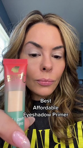 Best eyeshadow primer in my linked Amazon shop under primer #juviasplace #makeupover40 #over40makeup @Juvia’s Place #eyeshadowprimer #smudgeproofmakeup #drugstoremusthave #amazonmusthave #fyp #fypシ