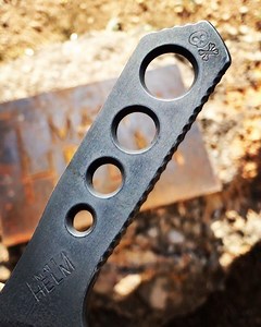 BareBones Utility Knife ready to go to its new owner..still love the BareBones stuff the most! #toolsteel #Barebones #matthelmknives #tools #heirloom #apparentage #madeold #customknife | MATT HELM KNIVES