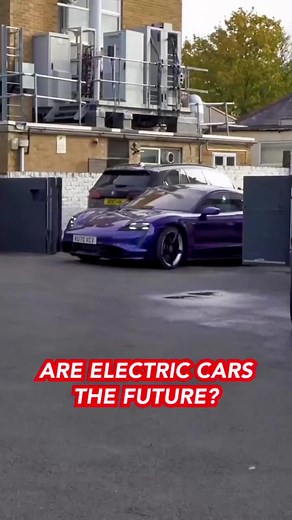 The World's Fastest E-Car 🔥🤯 | Yiannimize