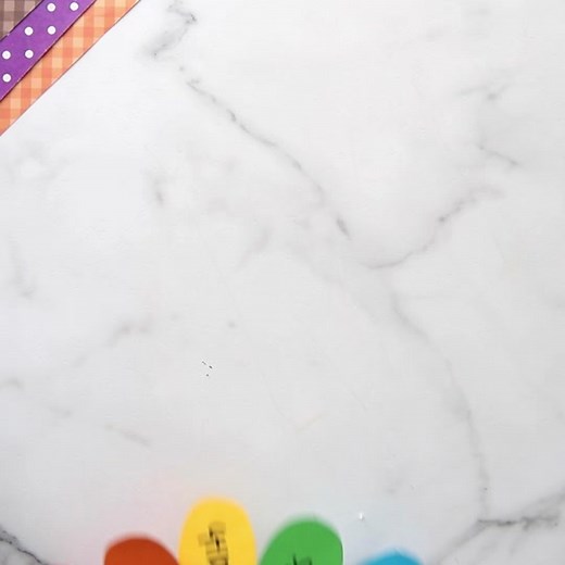 This simple Paper Plate Turkey is a fun festive craft for the kids! Let them share what they are grateful for on the bright colored feathers! #kidscrafts #craftsforkids #easycrafts #thanksgiving