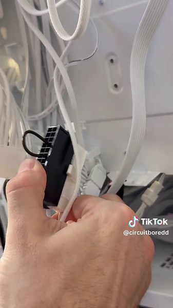 circuitboredd on TikTok