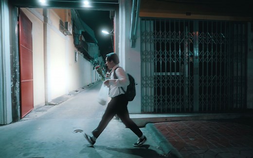 【中/英字幕】HYBS - Dancing with my phone (Official MV)