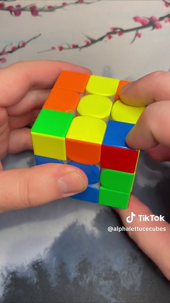 Step-by-Step Guide: How to Solve a Rubik's Cube Yellow Cross