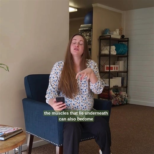 It’s normal for discharge to change — but some changes are worth noticing. In Part 2 of our discharge series, Jess explains what could signal an infection or imbalance, like: ⚠️ A strong or unusual smell ⚠️ Green, gray, or clumpy texture ⚠️ Burning, itching, or irritation You know your body best. When something feels different or uncomfortable, it’s always okay to reach out for support. Early attention can help prevent bigger issues later. 💙 👩‍⚕️ At Keystone PT, we believe knowledge is power —