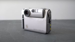 Check Out Sony’s First Ever Digital Camera Released 25 Years Ago