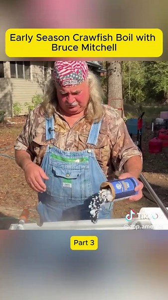 Early Season Crawfish Boil with Bruce Mitchell-part 3#videoviral #viral #videotrending #crawfish #crawfishboil