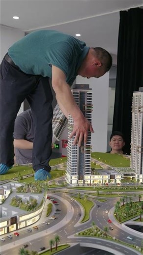 Architect provides on-site guidance for model making