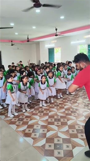 #youtubeshorts #dance #odiasong #viralvideo #zumbasong #sambalpurisong