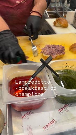 17 reactions | The ancestor of Italian beef sandwich, the lampredotto is a historic working class sandwich… slowly stewed tripe in a savory broth, topped with salsa verde and chile sauce. Do it #firenze #lampredotto #nastybits #breakfast | Chef Ric Orlando | Facebook