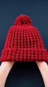 Schema di punto facile per il tutorial del cappello all'uncinetto Miarti🧶 ABBREVIAZIONE: Start – INIZIO End – FINE ch – CATENELLA/PUNTO CATENELLA cr – INCROCIATO cr dс – PUNTO ALTO INCROCIATO (sl st) ss – PUNTO BASSISSIMO MR – ANELLO MAGICO ml – NODO MAGICO ml, mr – NODO MAGICO, ANELLO MAGICO rеνerse sc – PUNTO BASSO ROVESCIO/ PUNTO GAMBERO рυff st – PUNTO NOCCIOLINA/ GONFIO cluster – GRUPPO DI PUNTI CHIUSI INSIEME sc – PUNTO BASSO st – PUNTO/ MAGLIA sc-blo or blp – PUNTO BASSO LAVORATO SOLO NE