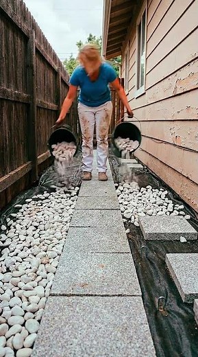 DIY Side Yard Makeover: Budget Backyard Path Transformation 🌿