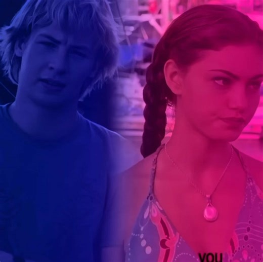 Cleo and Lewis Moments from H2O Just Add Water