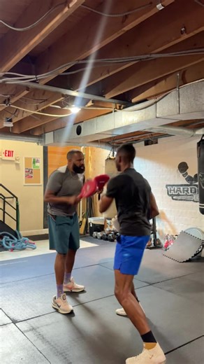 Essential Quick Mitt Drills for Boxing Training