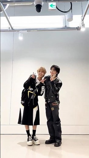 『Hollow』Dance challenge #I_N w/ #NEXZ #YUKI 🦊🩷🦦✌️ ‪@NEXZ_official‬ #StrayKids #スキズ #SKZ_Hollow