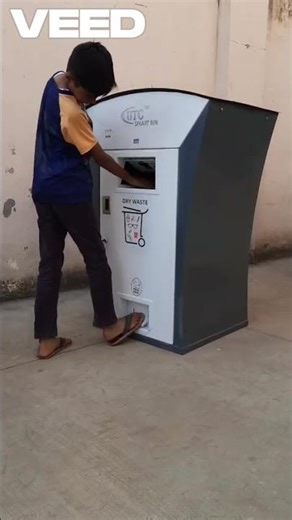 UTC SOLAR POWERED DUST BIN -65L