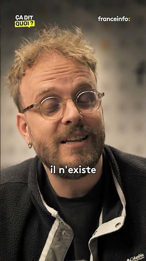 A bus driver thinks this young woman's skirt is too short! She won't get on...