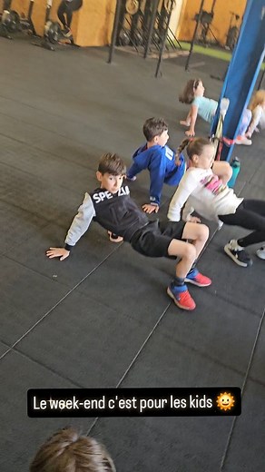 🌞 Le week-end c'est pour les Kids chez H5 CrossFit ! Envie de faire découvrir notre sport à vos enfants ? Envoyez nous un DM ou réservez votre cours d'essai ! 🖥 https://www.h5crossfit.com/Wavre/Commencer 📩info@h5crossfit.com ☎️ 32478412613 🌎 9 avenue Vésale, 1300 Wavre | H5 CrossFit