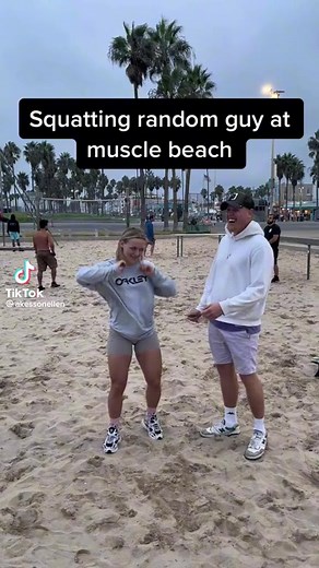 Easy squats. #lift #lifts #piggyback #piggybackride #liftandcarry #liftandcarryff #strongwomen #strong #cradlecarry #cradle #babycradle #frontlift #piggybackride #piggyback #liftcarryff #lifting #liftandcarry #liftcarry #stronggirlsclub #stronggirls #stronggirlsrule