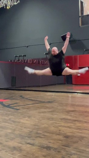 Studio Dance Session with Erik Cavanaugh