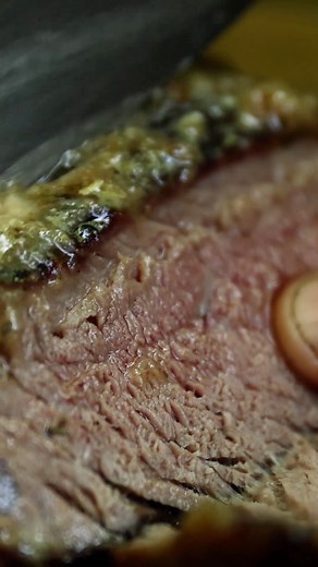 29K views · 235 reactions | 龍GARLIC STEAK RECIPE || ALMAZAN KITCHEN數 #cooking #foodporn #steak #recipes | AlmazanKitchen | Facebook