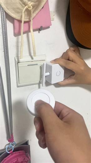 Why walk to the switch when you can do this? 🤖#fingerbot #smarthomegadgets #techhacks #lazyhacks