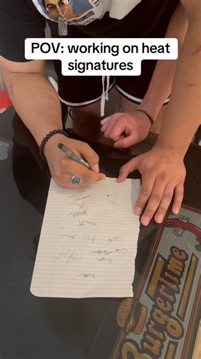 Yeah these signatures are HEAT🔥🔥 #comedy #skit #viral #ytshorts #signature #funny #pun #shorts