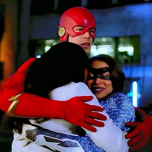 Candice Patton has never watched The Flash #iriswest #barryallen #theflash #shorts