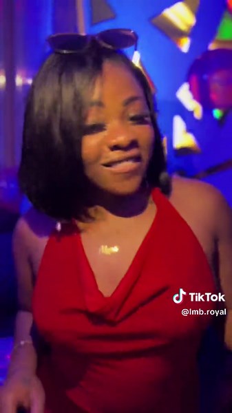 LMB ROYAL ✌🏾🍾🥂