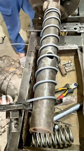 Manual Spring Making That Requires Total Control 😳⚙️ #shorts