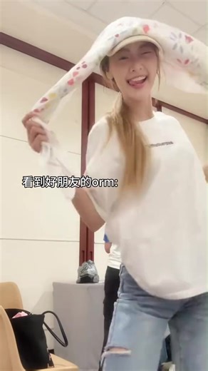 Comparing Prigkhing's Eyes to Linglingkwong's Eyes