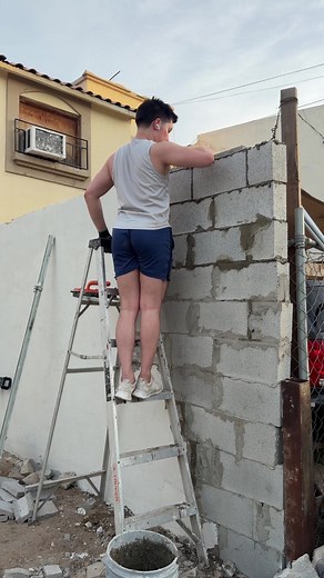 Remodelando mi fachada: paso a paso para levantar una barda