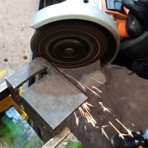 How to Build a Sturdy Bench Clamp? Full Tutorial 👑 | Village Tale