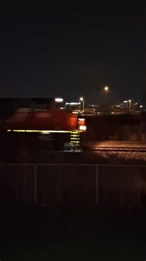 CN 2860 West (CN A421) Passing By Burlington West In Burlington Ontario 03/20/26