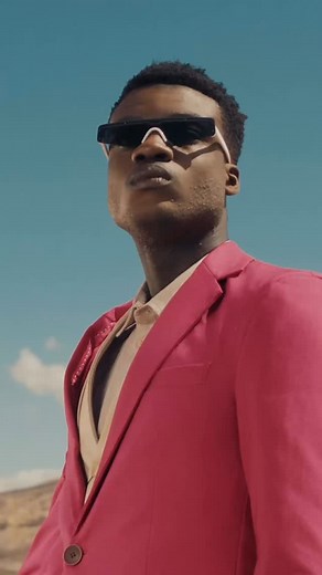 ✨ Top Reasons Men Are Choosing Laser Hair Removal ✨ Fellas, if you’ve been thinking about laser hair removal, here’s why it’s one of the best grooming upgrades you can make: 🔥 1. Long-lasting smooth skin No more daily shaving or constant maintenance — enjoy results that last. 🔥 2. Defined, clean look Perfect for chest, back, shoulders, neck, and beard line. Always sharp, always fresh. 🔥 3. No ingrown hairs Laser eliminates bumps, irritation, and painful ingrowns for good. 🔥 4. More comfort &