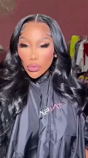 A face card that NEVERS declines and lace that’s unclockable! ✨😍⁠ ⁠ Wigs starting at $393 for a