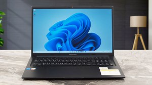 ASUS Vivobook 17 F1704 (X1704)レビュー - 負荷時でも快適、17.3インチの大型パネルを搭載