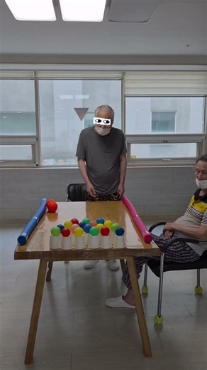 소근육 향상에 최고인 초간단 종이컵 볼링 레크리에이션