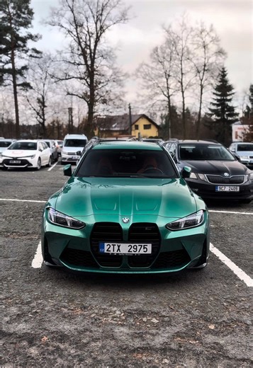 Weird aah intro #car #carspotting #fyp #german #bmw