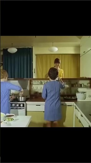 Miss Retro's Kitschy Girl Retro & Vintage Homemaker on Reels